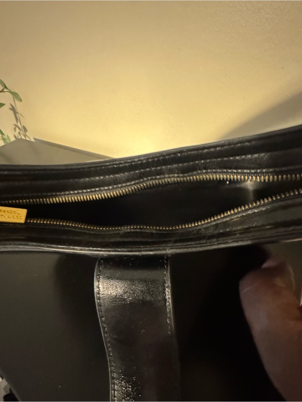 Brandon Blackwood Daphne Black Women's Shoulder Bag with Gold 'B' Accent - Picture 5 of 7